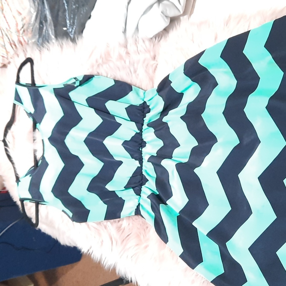 Millibon Chevron print dress size small